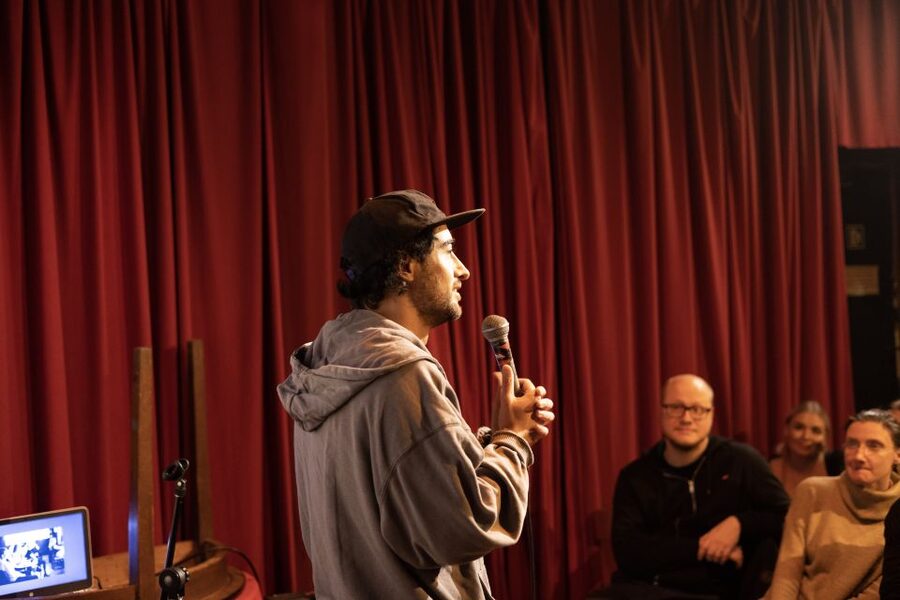 Berlin: Culture Shock Comedy Show - Crowd Work and the Social Side