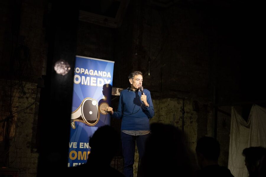 Berlin: Expats in Berlin Comedy Show Ticket - A small room with a real Berlin feel