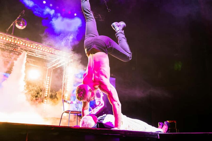 Berlin: SIXX PAXX Men´s Performing Arts Show - Language, comfort, and expectations