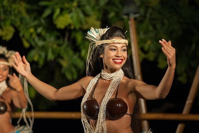 Big Island, Hawaii: Admission to Voyagers of the Pacific Luau - Key points at a glance