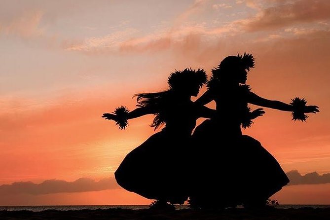 Big Island, Hawaii: Admission to Voyagers of the Pacific Luau - The show covers more than hula
