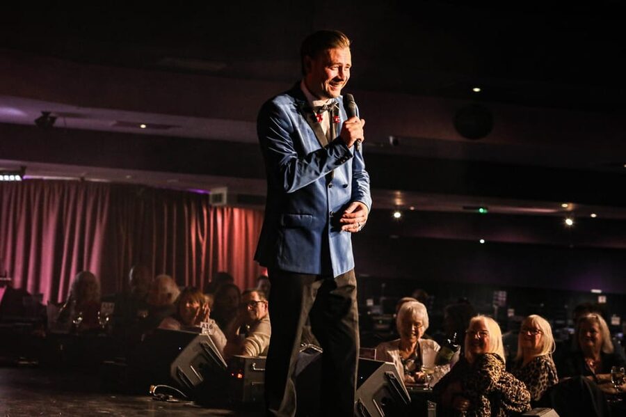 Blackpool: The Jersey Beats - Oh What A Nite! Music Show - Why this Blackpool show works so well