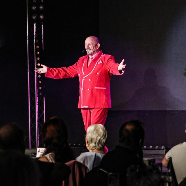 Blackpool: The Jersey Beats - Oh What A Nite! Music Show - Who should book this experience