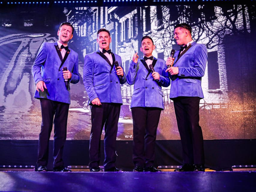 Blackpool: The Jersey Beats - Oh What A Nite! Music Show - Arriving on Church Street for the 7:30 PM start