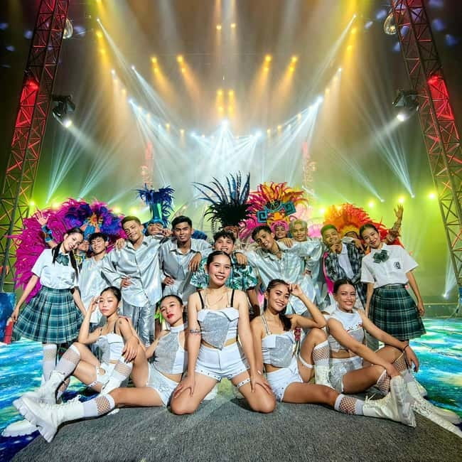 Bohol Show Ocean Fantasy - Cultural dances open the program