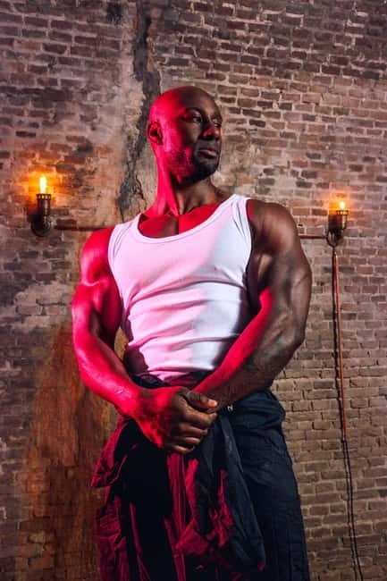Bonton Rotterdam: Exclusive Male Dance Show Ticket - Key points to know before booking