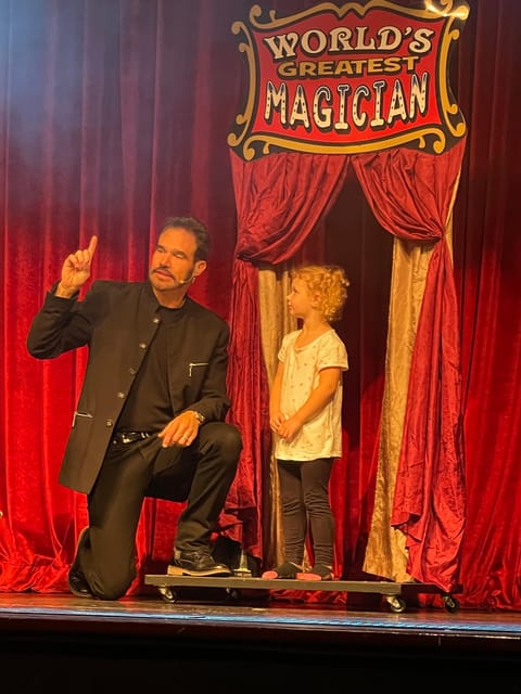 Branson: Cabaret Comedy Magic Dinner Show - Who will enjoy this Branson show most?