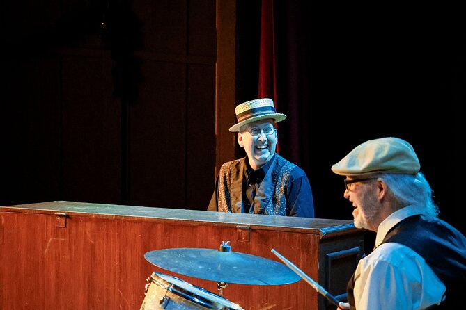 Branson Comedy Bash Dinner Show - Branson’s Best Comedy - The magic and variety help break up the comedy