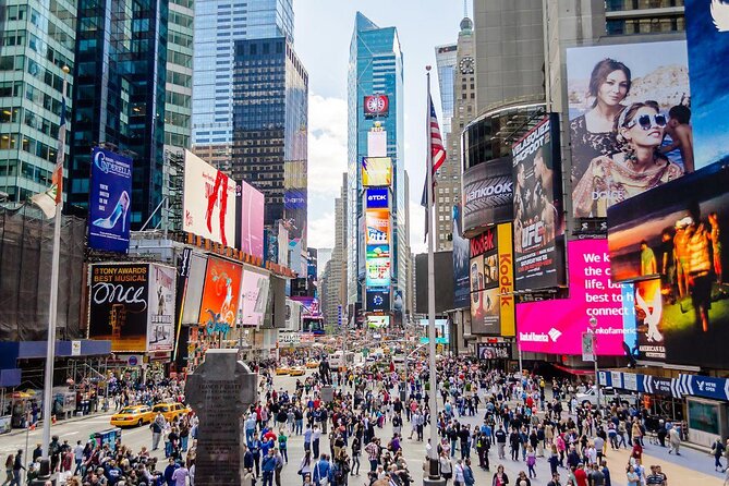 Broadway and Times Square Insider Tour with Theater Professional - Quick takeaways from the Broadway walk