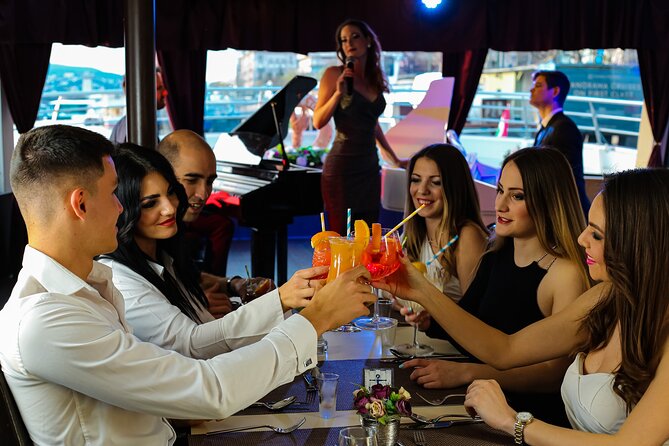 Budapest Drinks and Piano Show Cruise - Why the piano show is the heart of the evening