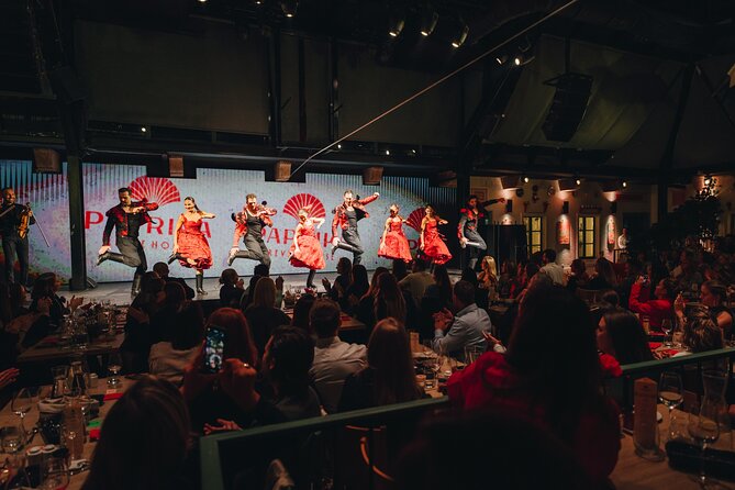 Budapest: Folklore Revue Show with Unlimited Dinner & Drinks - Service, special requests, and the photo opportunity