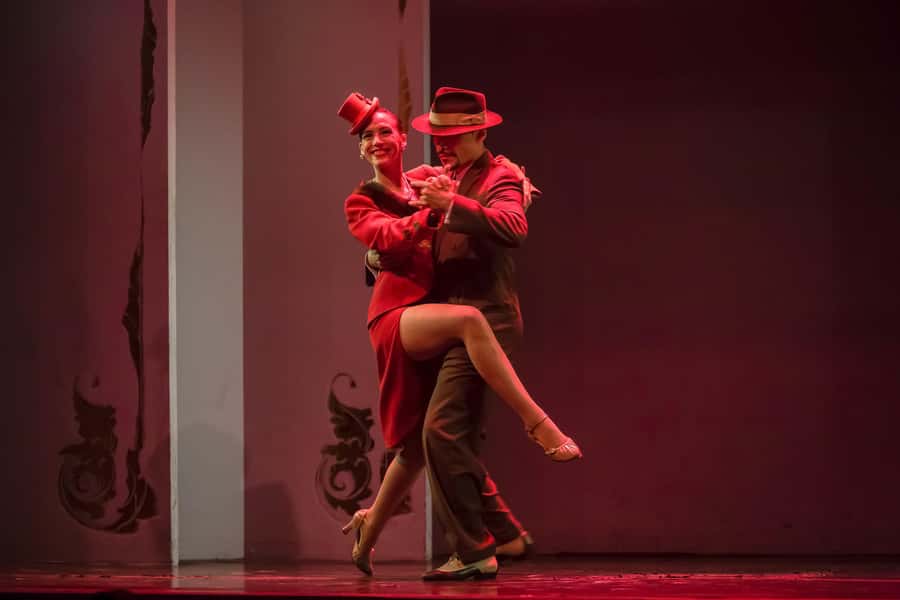 Buenos Aires: Café de Los Angelitos Tango Show & Dinner - Key points to know before booking