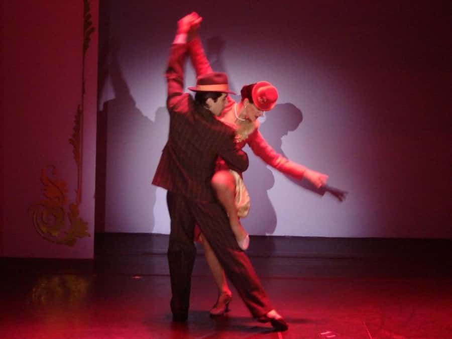Buenos Aires: Cafe Los Angelitos Tango Show, Optional Dinner - What the seating means for your evening