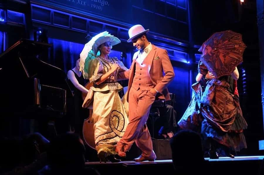 Buenos Aires: El Querandí Tango Show with Optional Dinner - The evening schedule: dinner at 8:30, tango at 10:15