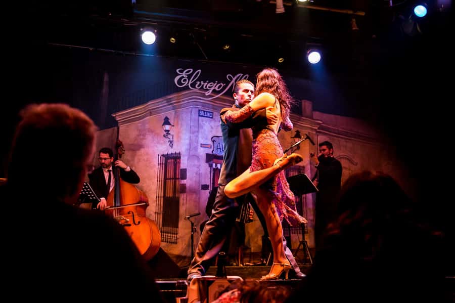 Buenos Aires: Tango - El Viejo Almacén! The first and most traditional show - Should you book El Viejo Almacén?
