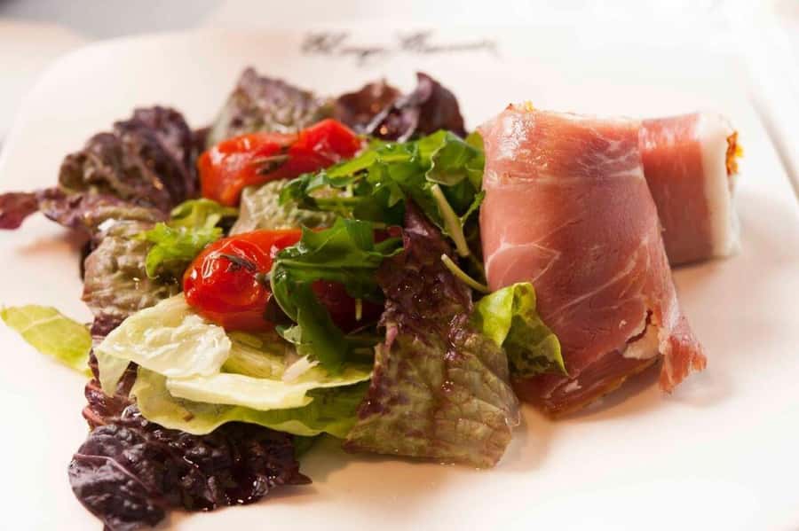 Buenos Aires: Tango Show "Viejo Almacén" & optional dinner - What the price means at $97