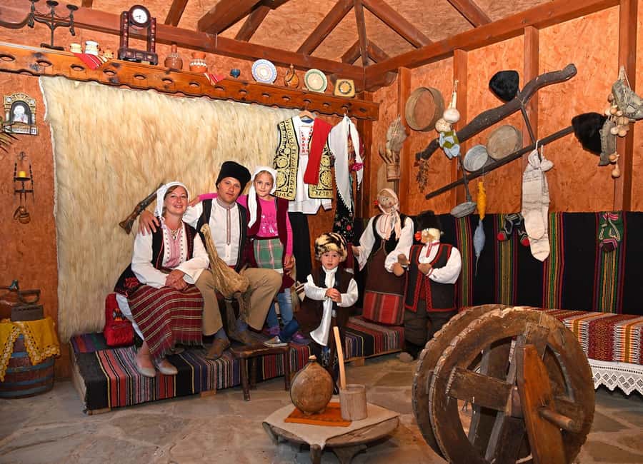 Bulgarian Village Folklore Show with Dinner - What the ratings tell you about the experience