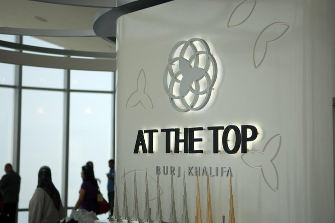 Burj Khalifa and Musical Fountains - A quick route through Dubai’s modern center