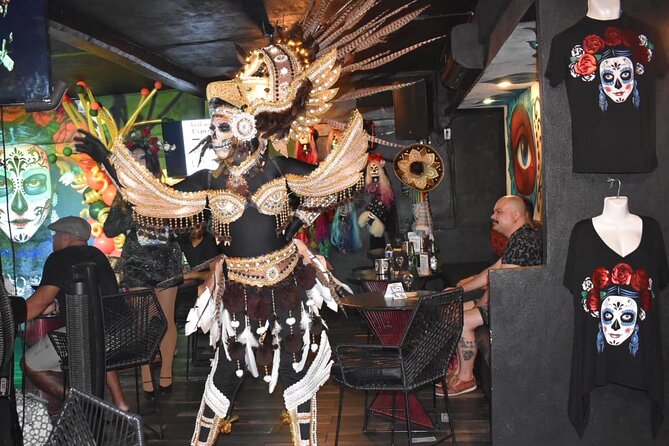 Cabaret Show and Mixology Cocktails in a Mexican Cantina - Key points to know before you book