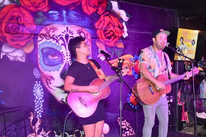 Cabaret Show and Mixology Cocktails in a Mexican Cantina - What happens when you arrive