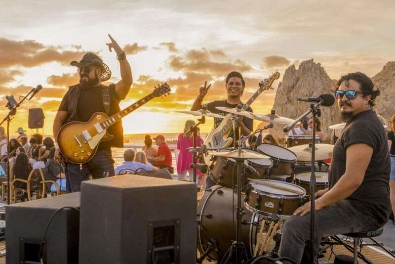 Cabo San Lucas: Sunset Premier Dinner & Show Cruise - Sailing out from Cabo Marina