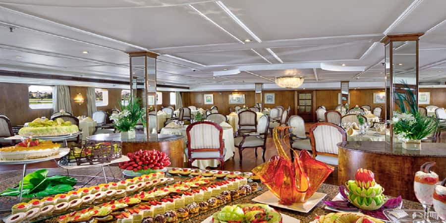 Cairo: Buffet Dinner Cruise with Folkloric Show - Folkloric dance and belly dancing on board
