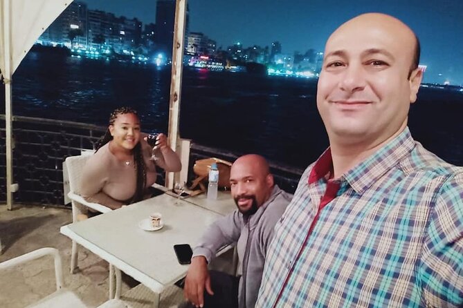 Cairo Dinner Cruise show with belly dancer show on Nile river - What the two-hour schedule gives you
