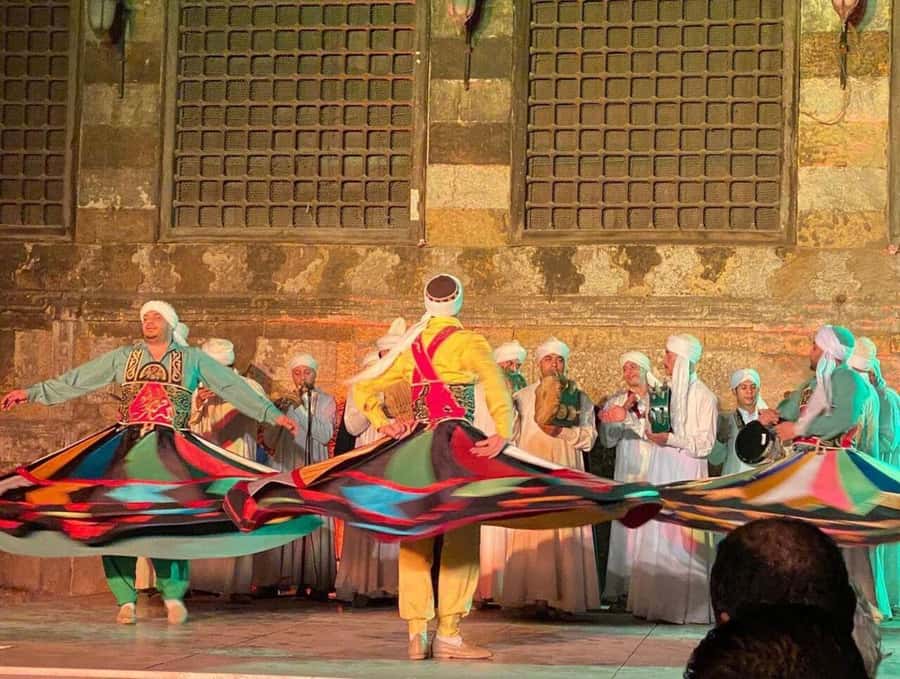 Cairo: Egyptian Heritage Tanoura Dancing Troupe Show - A colorful evening in the El Azhar district