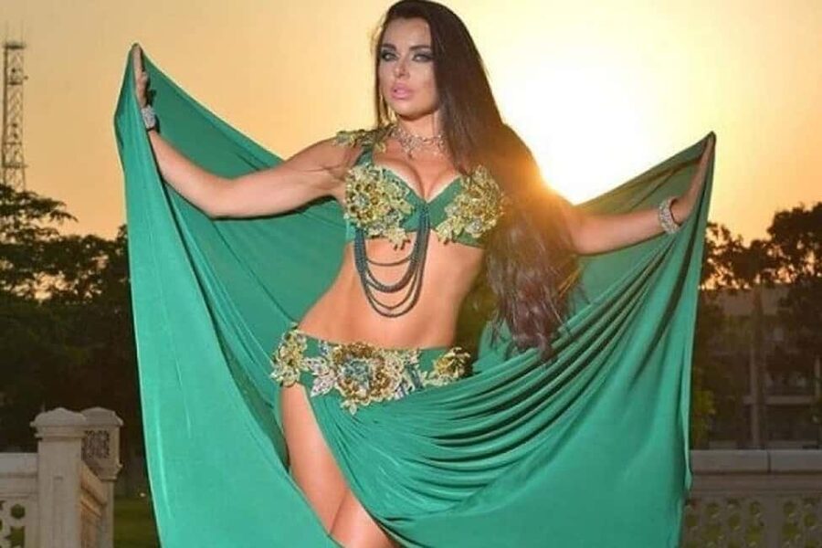 Cairo: Nile Dinner Cruise with Belly Dancer Show and Music - Key points at a glance