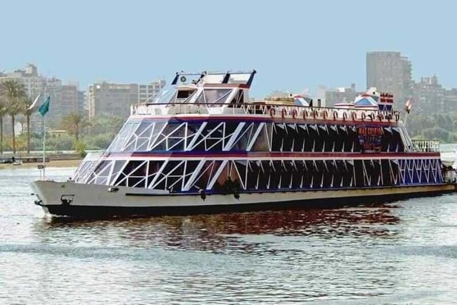 Cairo: Nile Dinner Cruise with Belly Dancer Show and Music - Hotel transfers from Cairo and Giza