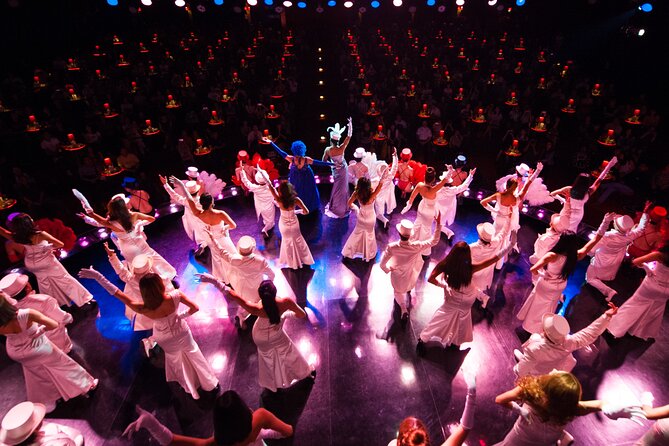 Calypso Cabaret: Dazzling Lights & Performances - Arriving at Asiatique before the curtain
