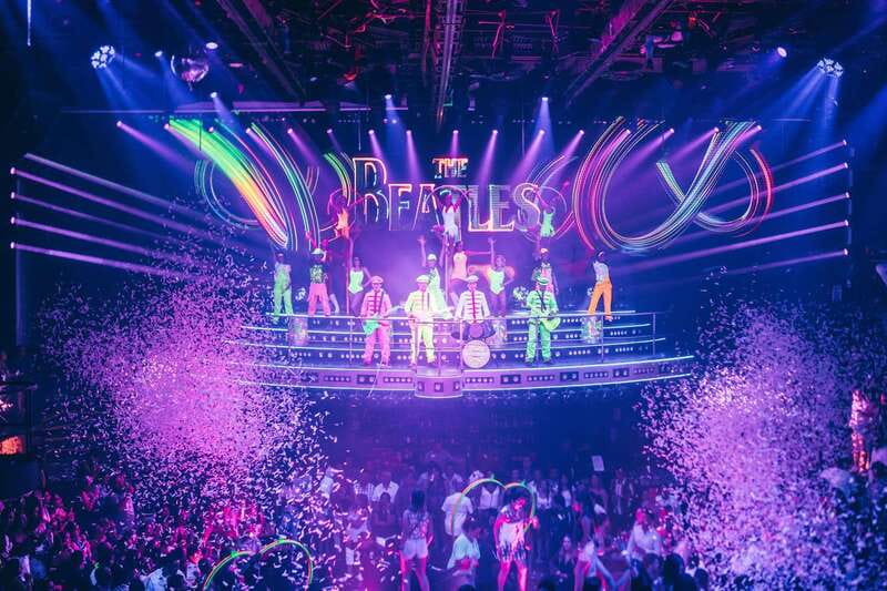 Cancun: Isla Mujeres Catamaran + Coco Bongo Show - Sailing across the bay to Isla Mujeres