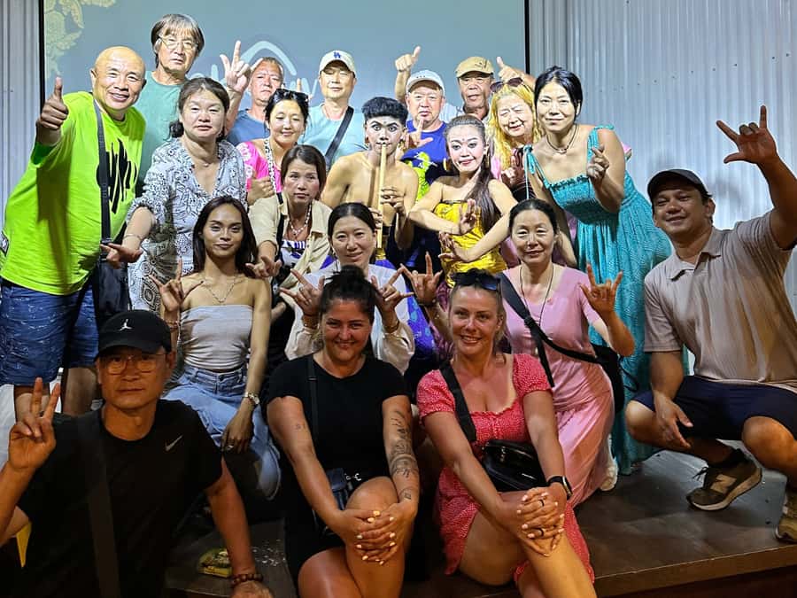 Canggu: Deaf Dancer Show with Dinner - Arriving at Inklusiv Warung
