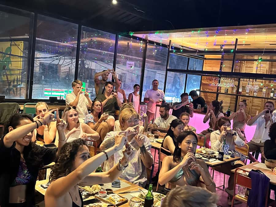 Canggu: Deaf Dancer Show with Dinner - What the dance asks you to notice