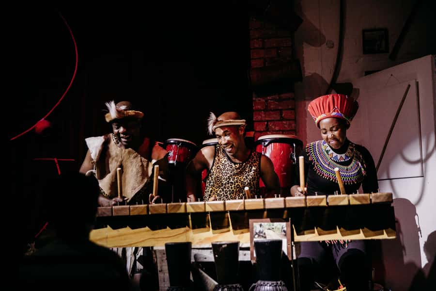 Cape Town: Silvermist Estate Wine Tasting & Drumstruck Show - Choosing between the lunch and sunset schedule