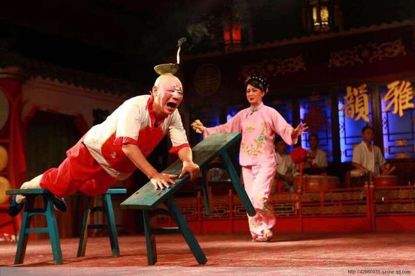 Chengdu: Sichuan Opera Show ShufengYayun & Covered Bowl Tea - What happens during the 80-minute program