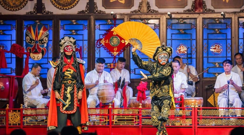 Chengdu: Sichuan Opera Show ShufengYayun & Covered Bowl Tea - Who should book this experience?