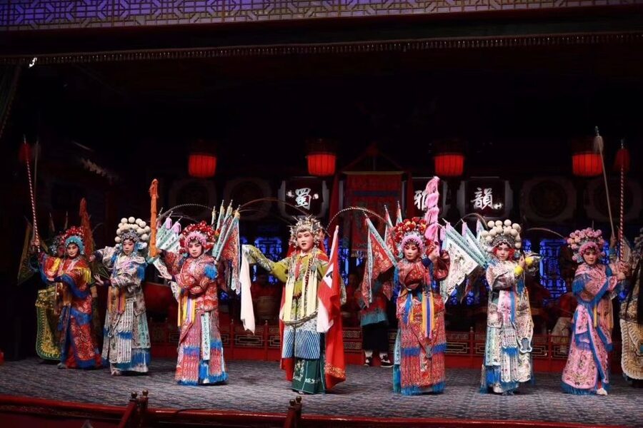 Chengdu: Sichuan Opera Shu Feng Yan Yun Evening Show Ticket - Who will enjoy this most?