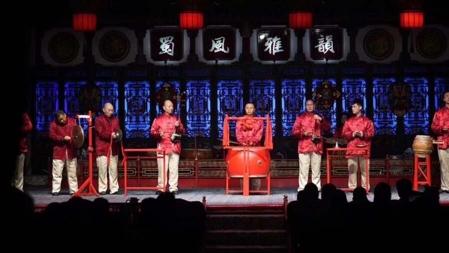 Chengdu: Sichuan Opera Shu Feng Yan Yun Evening Show Ticket - Show times and the shape of your evening