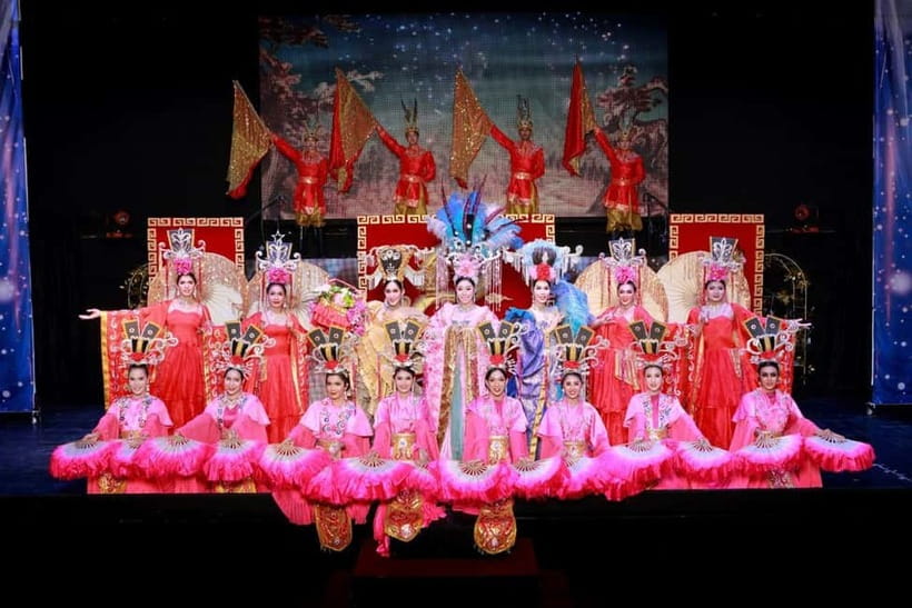 Chiang Mai: Siam Dragon Cabaret Show with Optional Transfer - Standard or VIP seating?