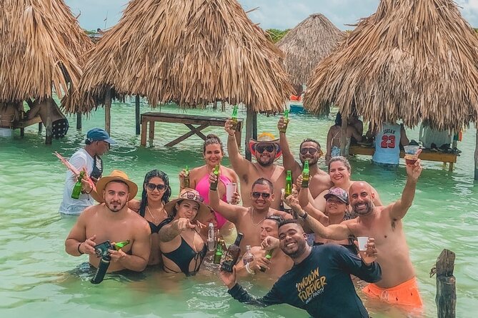 Cholon The party island, with DJ on board - The Rosario Islands boat ride