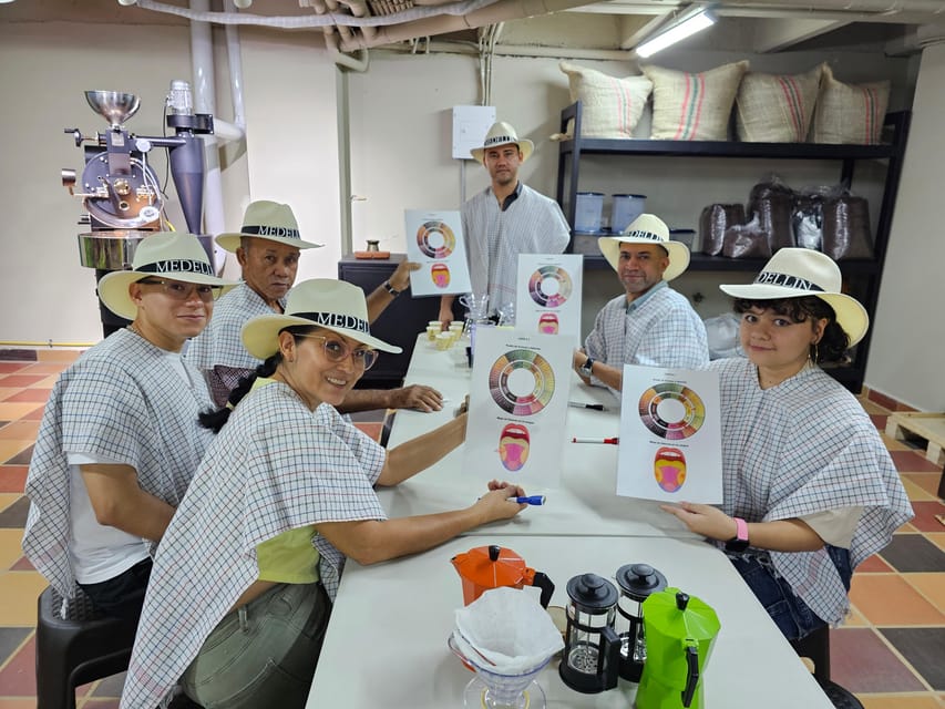 Coffee Experience with roasting show in Comuna 13 - The Roasting Show Is the Main Event