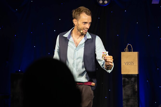Comedy Magic Show in Barbados - A comedy magic show with a very personal angle