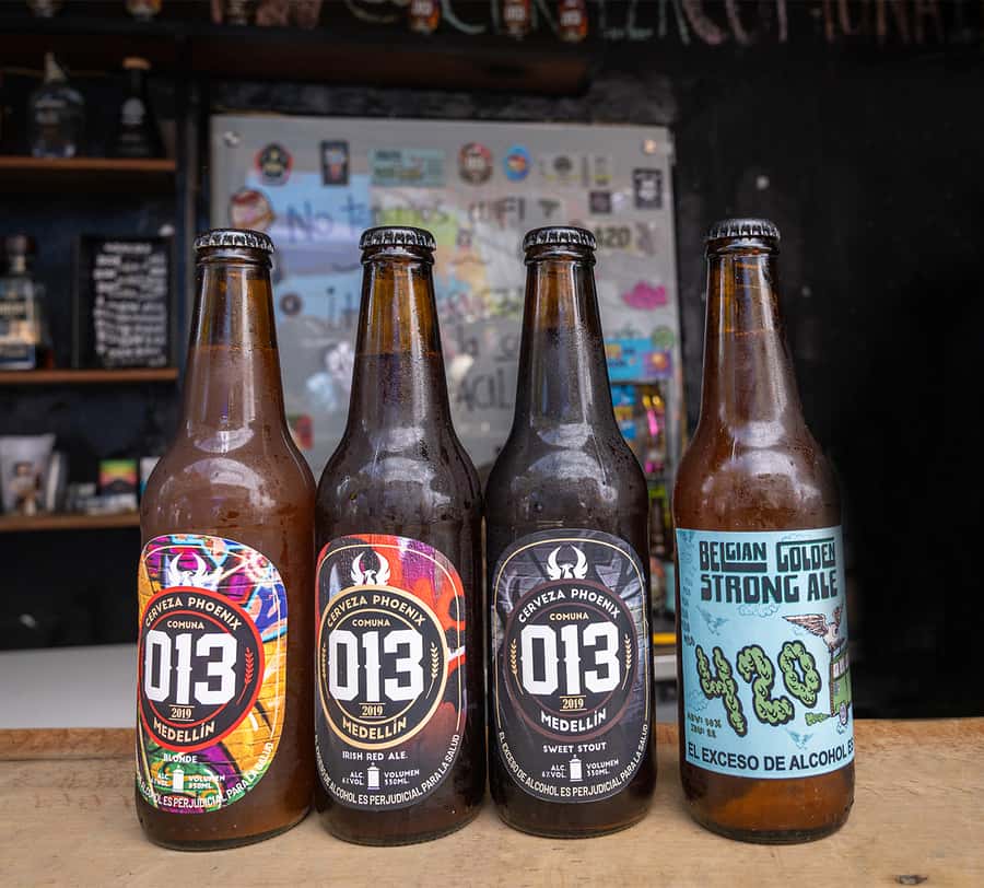 Comuna 13: Graffiti Tour with Tasting, Live Show, & Gallery - Key points to know before you go