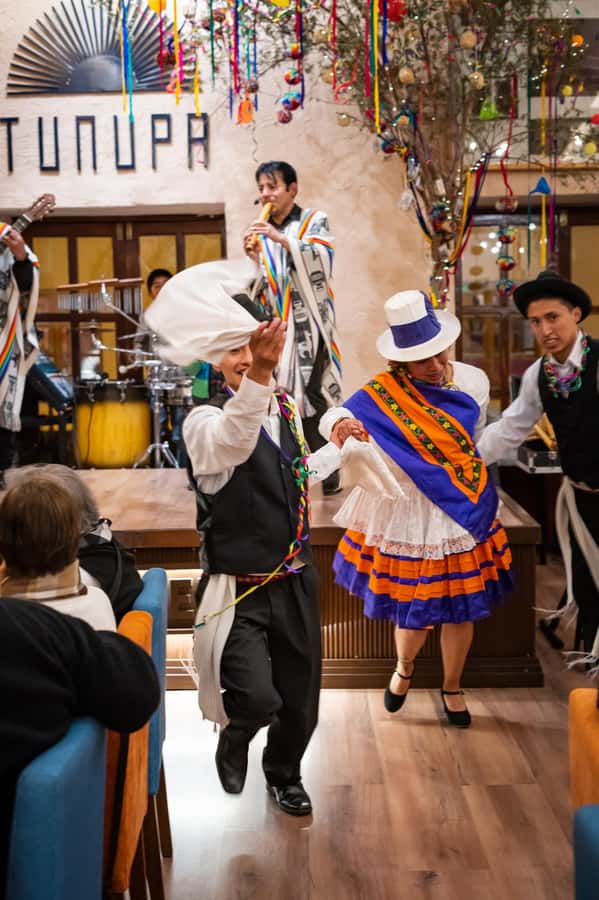 Cusco: Folkloric Andean Show & 3-Course Dinner at Tunupa - The Plaza de Armas view and table choice