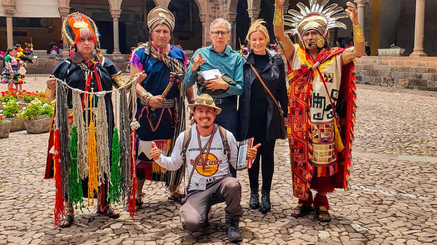 Cusco: Historic Walking Tour with Pisco Sour and Music Show - Ending with pisco sour or chicha morada