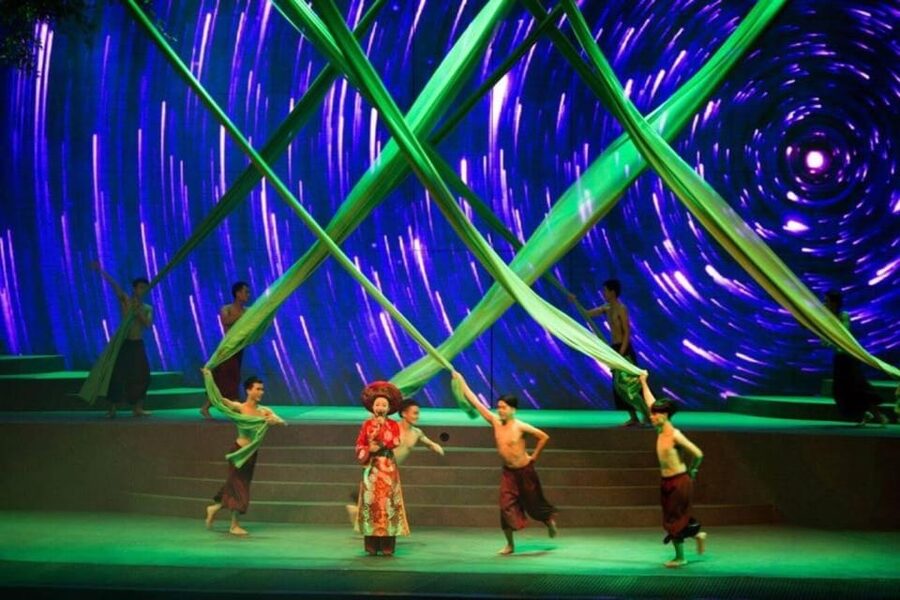 Da Nang: Charming Da Nang Show Ticket - Who will enjoy it most?