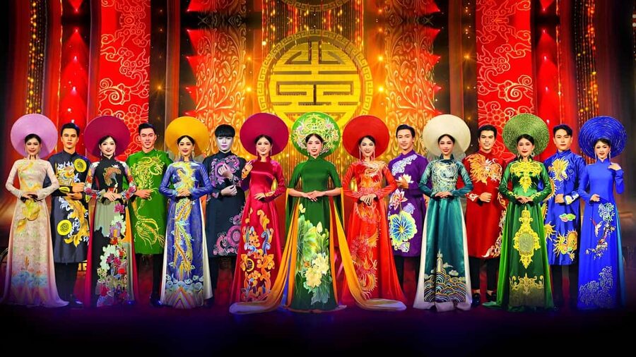 Da Nang: Da Nang Charming show ticket - Cham dance gives the evening its historical start
