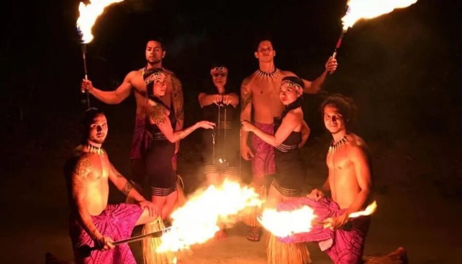 Daytona Beach: Luau with Polynesian Dinner and Live Show - Hula, chants, and stories give the show its shape