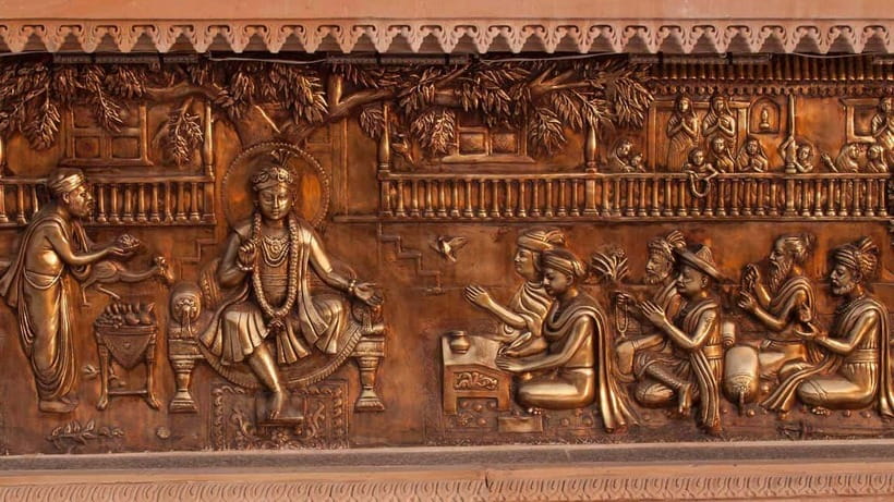 Delhi: Akshardham Temple Tour with Light and Water Show - How the guides affect the experience